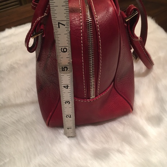 Lambertson Truex Red Leather Hand Bag - Picture 4 of 8